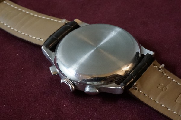 オメガ CAL-33.3 クロノグラフ Black Dial（CH-02／1940ｓ)の詳細写真17枚目
