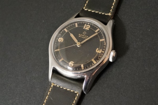 ZENITH PILOT Black Sector Design（OT-01／１９４５年)の詳細写真1枚目