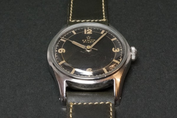 ZENITH PILOT Black Sector Design（OT-01／１９４５年)の詳細写真8枚目