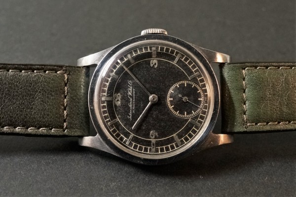 IWC Cal-83 Black Sector カラトラバ（OT-03／１９３７年)の詳細写真3枚目