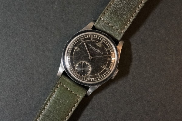 IWC Cal-83 Black Sector カラトラバ（OT-03／１９３７年)の詳細写真4枚目