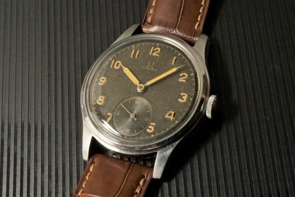 オメガ 30mm Caliber Gilt Dial（OT-04／1943年)の詳細写真1枚目