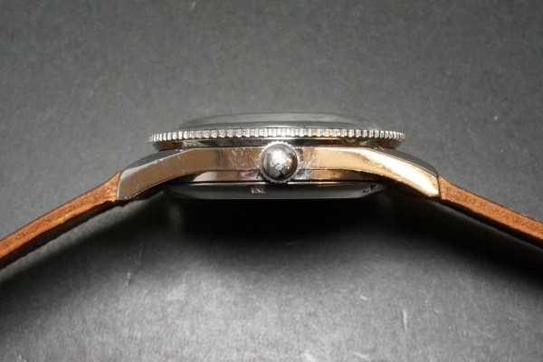 BREITLING UNITIME 2ND GMT（OT-01／１９６０年)の詳細写真10枚目