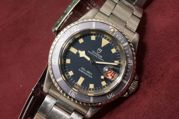 チュードル サブマリーナ Ref-7021/0 Blue Snowflake（RS-64／1968年)の詳細写真5枚目