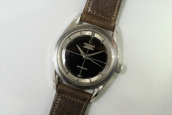 UNIVERSAL GENEVE POLEROUTER REF.20366-1 BLACK GILT DIAL（ＯＴ-01／１９６２年)の詳細写真2枚目