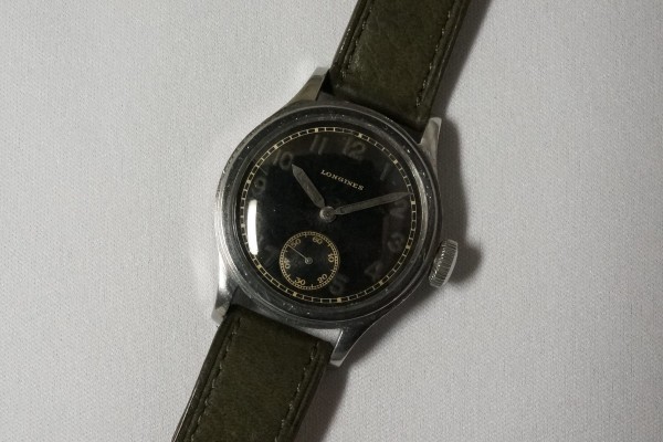 LONGINES German Army DH Sei Tacche Stepped Bezel Case（ＯＴ-05／1940ｓ)の詳細写真2枚目