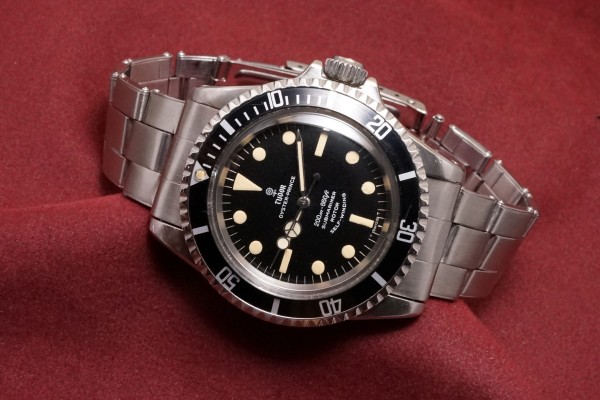 チュードル サブマリーナ Ref-7016/0 Small Rose Dial（RS-64／1968年)の詳細写真1枚目