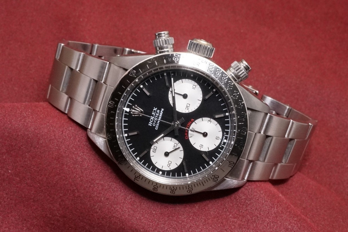 DAYTONA SELF-WINDING 自動巻デイトナ 小冊子付き ロレックス 約70年の時を経てデイトナ専用に自社開発された初の自動巻き