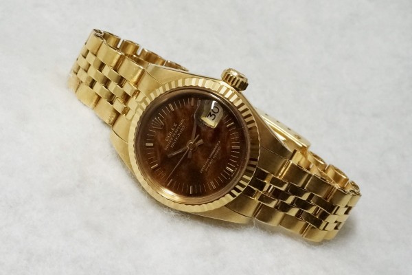 レディース ロレックス 6917 Walnut Dial 18KYG（LLR-05／1981年)の詳細写真2枚目