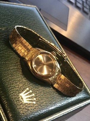 レディース ロレックス 6615 Zephyr Dial 18kyg（LR-35／1968年)の詳細写真10枚目