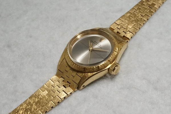 レディース ロレックス 6615 Zephyr Dial 18kyg（LR-35／1968年)の詳細写真5枚目