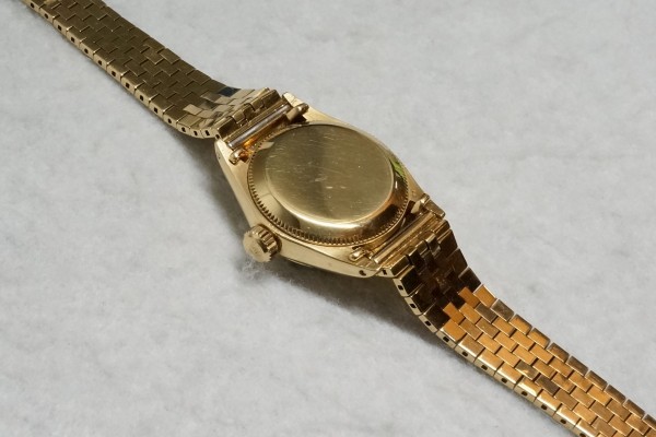 レディース ロレックス 6615 Zephyr Dial 18kyg（LR-35／1968年)の詳細写真8枚目