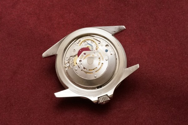 ロレックス  赤サブマリーナ Ref-1680 Mark-2 Dial（RS-45／1969年)の詳細写真10枚目