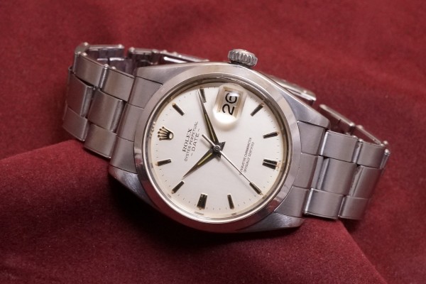 ロレックス PERPETUAL -DATE- Ref-1500 Cream Dial（RO-138／1960年)の詳細写真1枚目