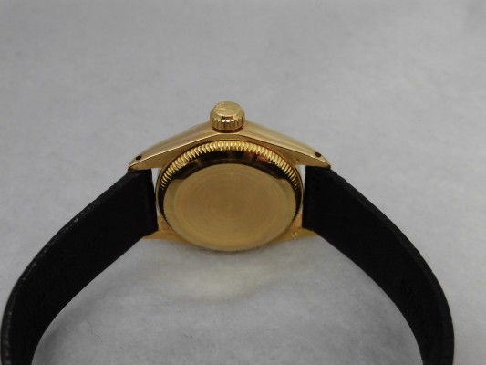 レディース ロレックス  OYSTER PERPETUAL  Ref-6718  18KYG（LR-33／1979年)の詳細写真4枚目