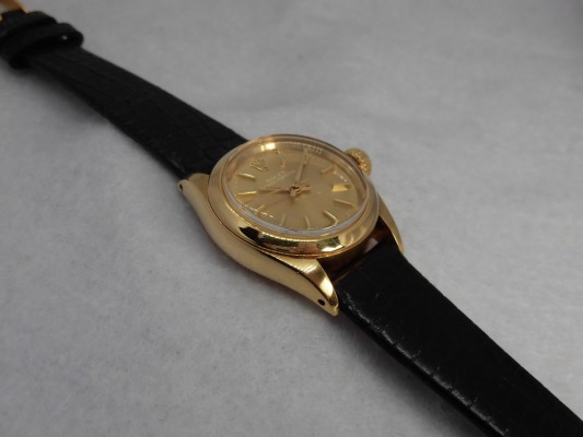 レディース ロレックス  OYSTER PERPETUAL  Ref-6718  18KYG（LR-33／1979年)の詳細写真6枚目