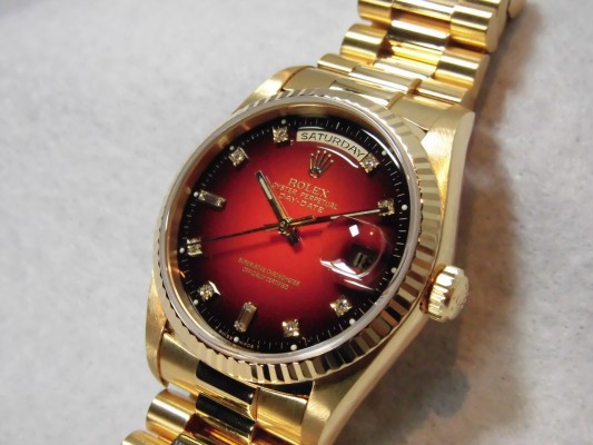 ロレックス Daydate Ref-18238 Red Gradation 10P Dial Sir-A（RD-23／1999年)の詳細写真4枚目