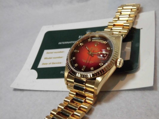 ロレックス Daydate Ref-18238 Red Gradation 10P Dial Sir-A（RD-23／1999年)の詳細写真8枚目