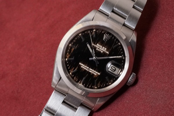 ロレックス OYSTER PERPETUAL -DATE- Ref-1500 Aging Gilt Dial（RO-205／1967年)の詳細写真3枚目