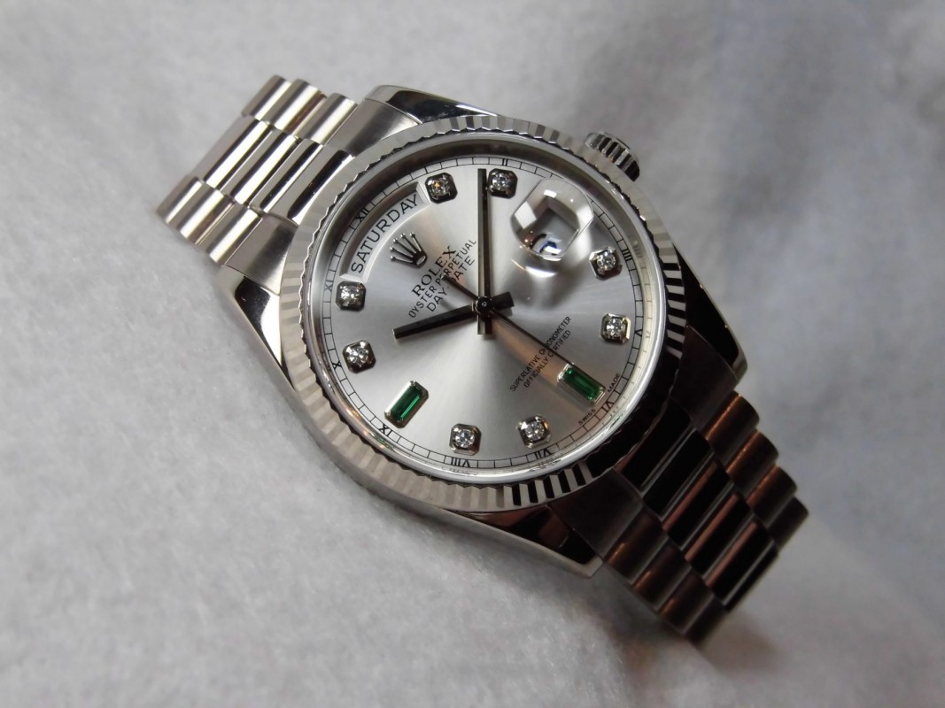 ロレックス Daydate Ref-118239 Emerald 2 Baguette Dial Sir-D(RD-29/2005年)