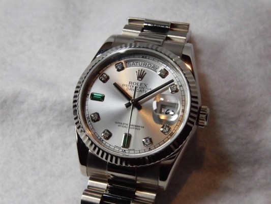 ロレックス Daydate Ref-118239  Emerald 2 Baguette Dial Sir-D（RD-29／2005年)の詳細写真2枚目