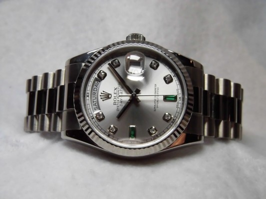 ロレックス Daydate Ref-118239  Emerald 2 Baguette Dial Sir-D（RD-29／2005年)の詳細写真3枚目