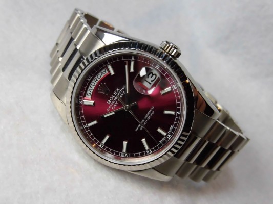 ロレックス Daydate Ref-118239 Cherry Dial Sir-D（RD-32／2005年)の詳細写真1枚目