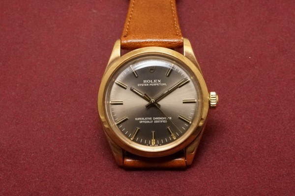 ロレックス OYSTER PERPETUAL Ref-1002 18KYG Gray Gold Dial（RO-217／1972年)の詳細写真2枚目