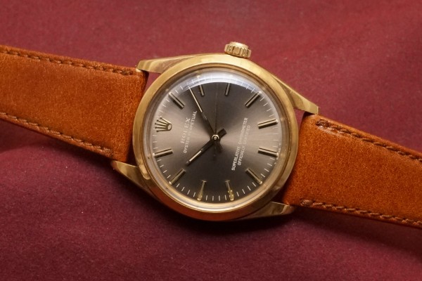 ロレックス OYSTER PERPETUAL Ref-1002 18KYG Gray Gold Dial（RO-217／1972年)の詳細写真1枚目