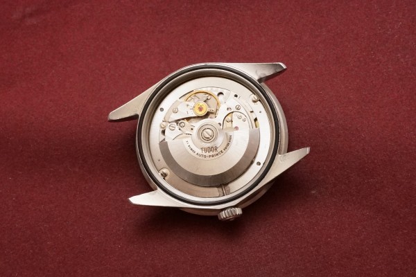 チュードル DATE-DAY Ref-7020/0 Jumbo Gray Dial（TO-098／1969年)の詳細写真10枚目