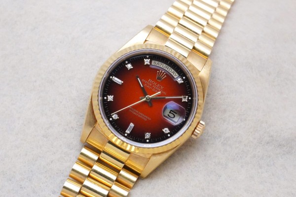 ロレックス デイデイト Ref-18238 Red Gradation Dial Ser-L（RD-115／1989年)の詳細写真3枚目