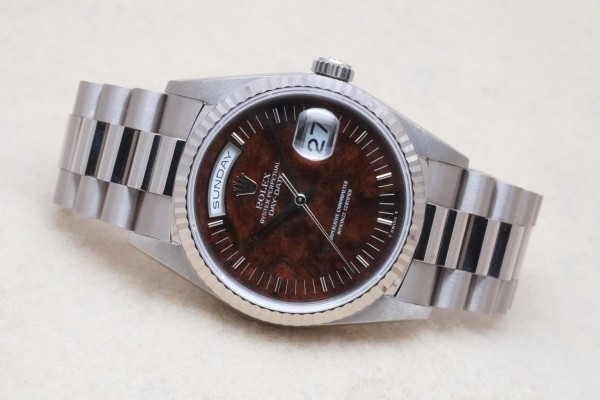 ロレックス デイデイト Ref-18239 WALNUT DIAL GUARANTEE Ser-W（RD-122／1995年)の詳細写真1枚目