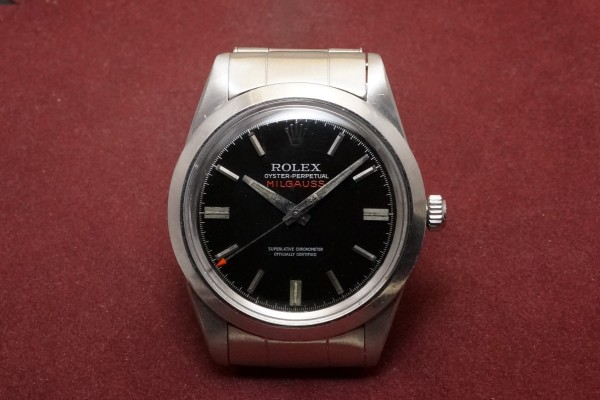 ロレックス MILGAUSS Ref-1019 Black Swan Dial Ultra Rare!（RO-283／1968年)の詳細写真2枚目