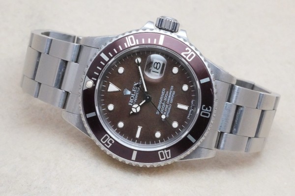 ロレックス サブマリーナ DATE Ref-16800 Brown Dial（RD-126／1985)の詳細写真1枚目