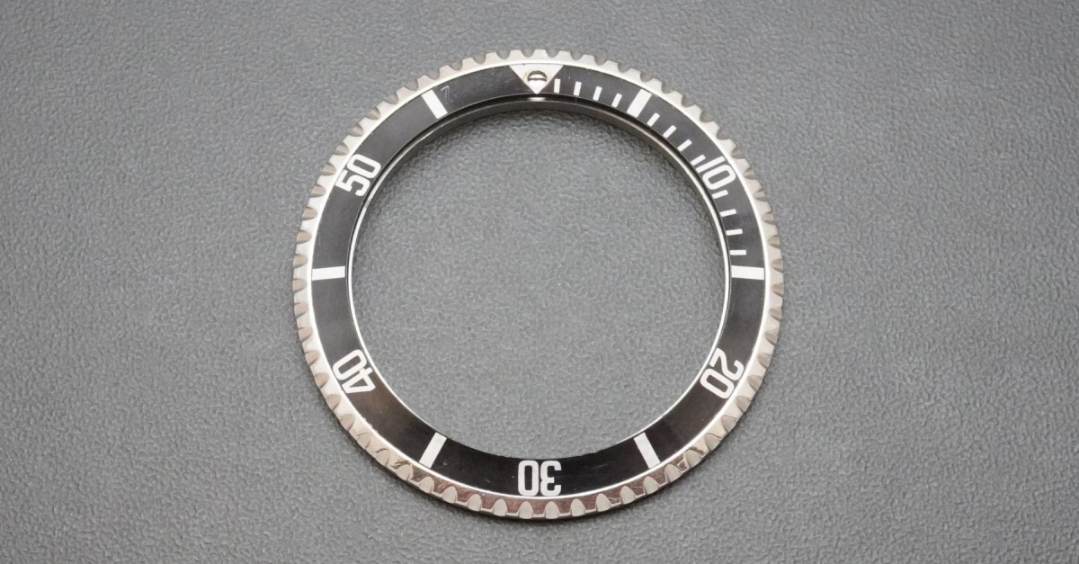 純正 ROLEX 5500 ベゼル 傷あり ステンレス Bezel 純正 ROLEX 5500 ベゼル 傷あり ステンレス Bezel - メルカリ