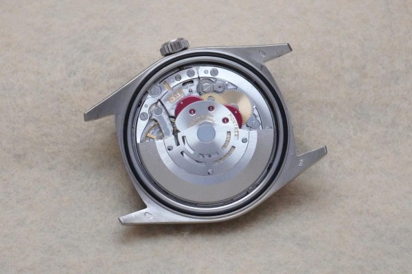ロレックス デイデイト Ref-18239 SAPPHIRE INDEX DIAL Ser-U（RD-135／1998年)の詳細写真10枚目