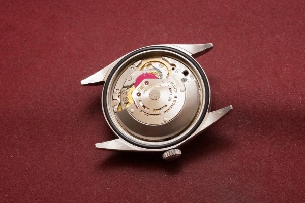ロレックス EXPLORER Ref-1016 Glossy Gilt Dial（RS-322／1967年)の詳細写真10枚目