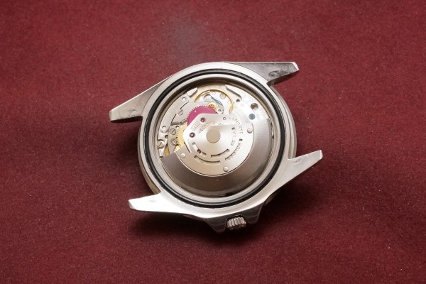ロレックス GMTマスター Ref-1675 Long-E Fuchsia Bezel（RS-337／1968年)の詳細写真10枚目