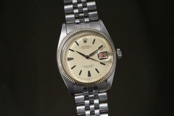 ロレックス デイトジャスト Ref-6305-1 Red デイトジャスト Honeycomb Dial（RO-01／1955年)の詳細写真4枚目