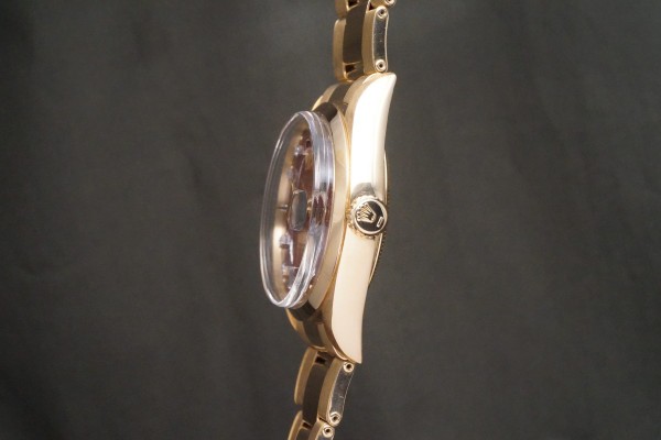 ロレックス デイデイト Ref-1802/8 Red Stella Dial（RO-343／1976年)の詳細写真5枚目