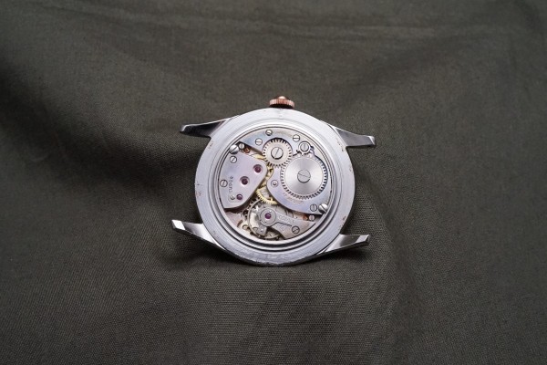 チュードル OYSTER Ref-928 Small Rose in Shield Dial（TG-5／1940’s)の詳細写真8枚目