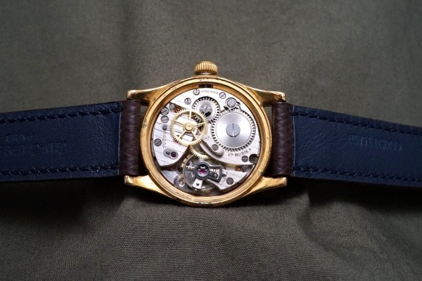 チュードル OYSTER CENTREGRAPH Ref-978 Small Rose in Shield Dial（TG-14／1940
