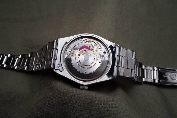 ロレックス OYSTER PERPETUAL CHRONOMETER Ref-1007（RO-390／1968年)の詳細写真10枚目